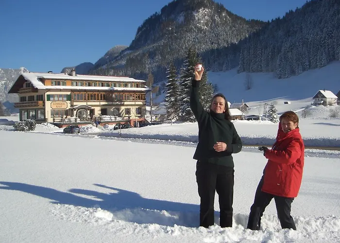 - Restaurant Gosauerhof Hotel