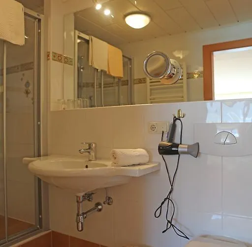 - Restaurant Gosauerhof Hotel