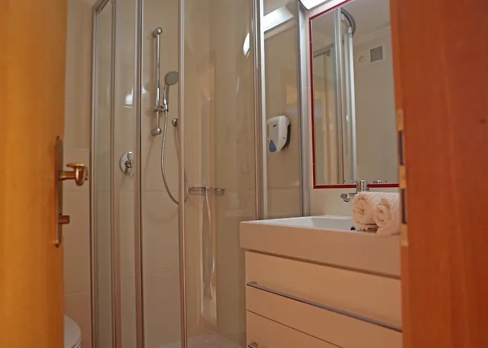 - Restaurant Gosauerhof 3*